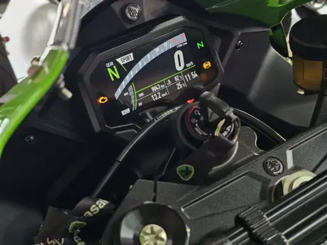 KAWASAKI ZX 10 R NINJA, Foto 14