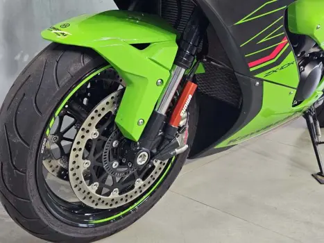 KAWASAKI ZX 10 R NINJA, Foto 23