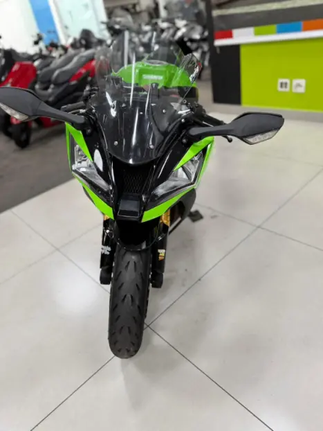 KAWASAKI ZX 10 R NINJA, Foto 7