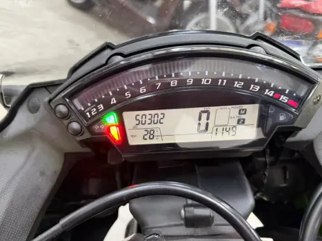 KAWASAKI ZX 10 R NINJA, Foto 10