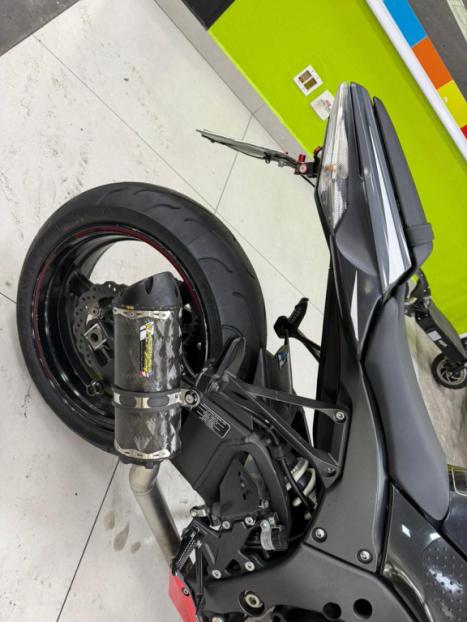 KAWASAKI ZX 10 R NINJA, Foto 6