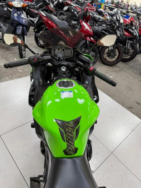 KAWASAKI ZX 10 R NINJA, Foto 10