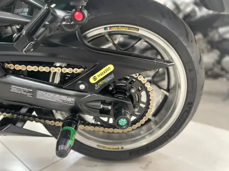 KAWASAKI ZX 14 R , Foto 11 KAWASAKI ZX 14 R , Foto 11