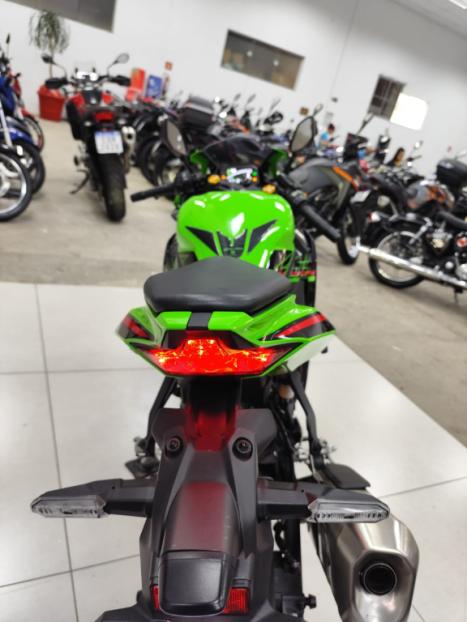 KAWASAKI ZX-4R , Foto 4 KAWASAKI ZX-4R , Foto 4