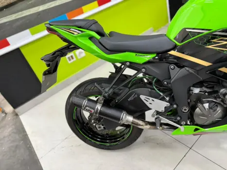 KAWASAKI ZX 6 600, Foto 2