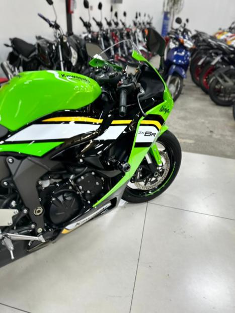 KAWASAKI ZX 6 R 600, Foto 3