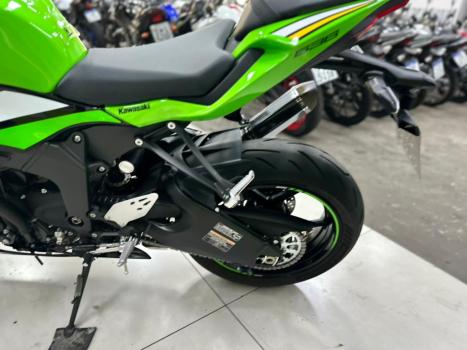 KAWASAKI ZX 6 R 600, Foto 4