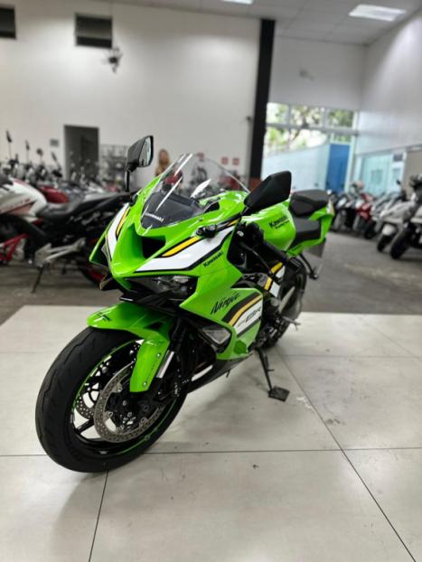 KAWASAKI ZX 6 R 600, Foto 11