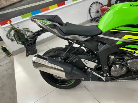 KAWASAKI ZX 6 R 636, Foto 3