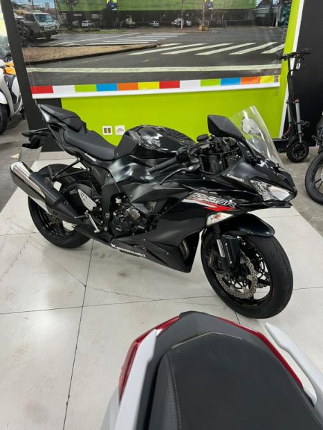 KAWASAKI ZX 6 R 636, Foto 1