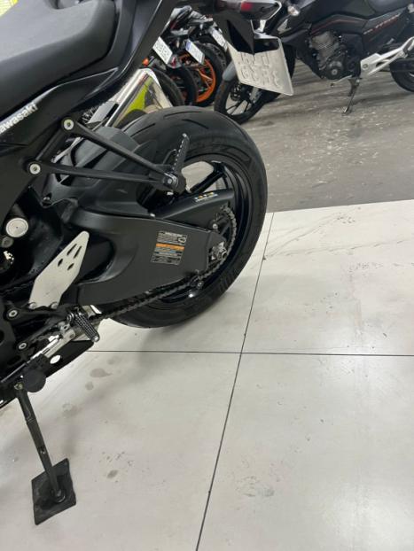 KAWASAKI ZX 6 R 636, Foto 3