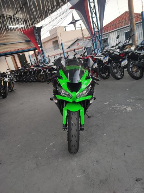 KAWASAKI ZX 6 R 636, Foto 8