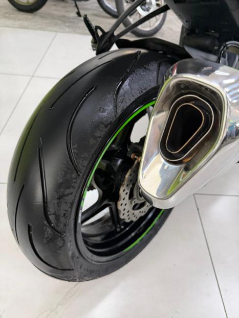 KAWASAKI ZX 6 R 636, Foto 2