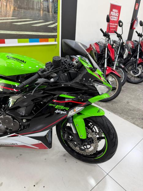 KAWASAKI ZX 6 R 636, Foto 5