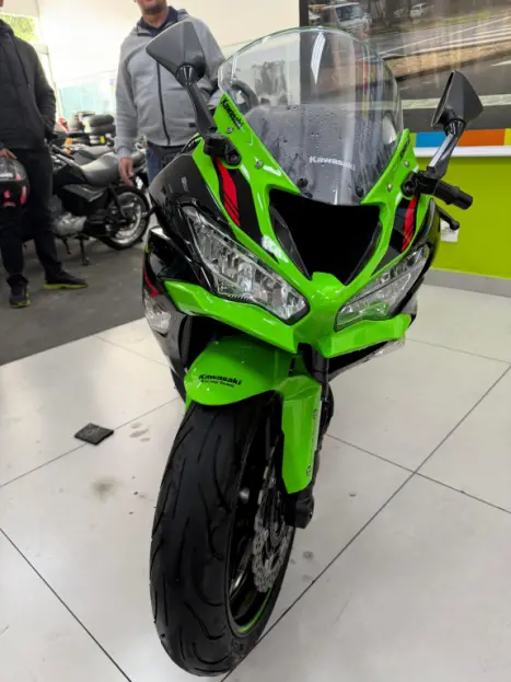 KAWASAKI ZX 6 R 636, Foto 8