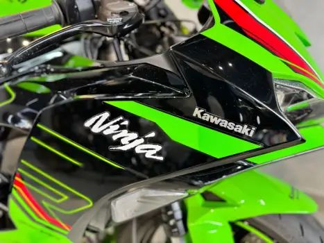 KAWASAKI ZX 6 R 636, Foto 3