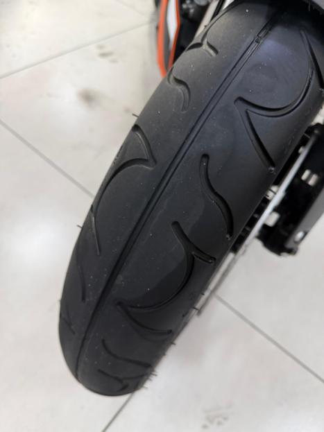 KTM 200 DUKE , Foto 3