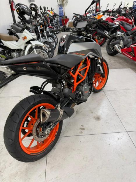 KTM 390 Duke , Foto 5