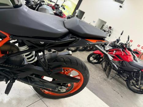 KTM 390 Duke , Foto 9