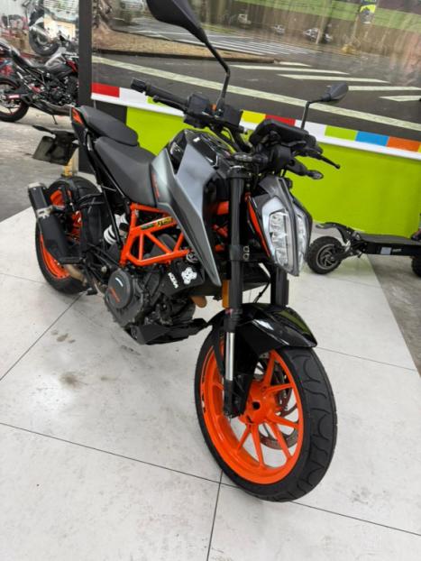 KTM 390 Duke , Foto 13
