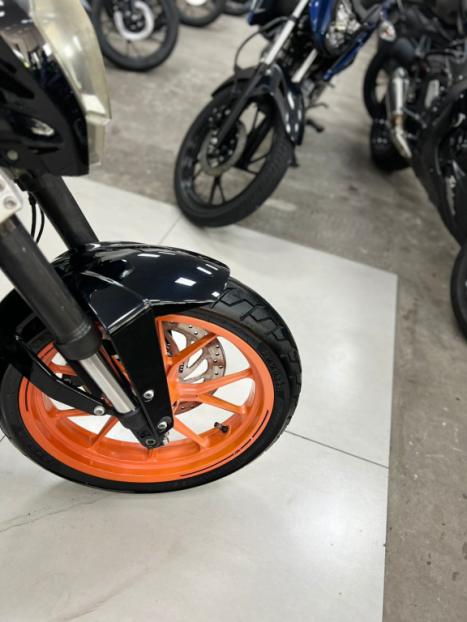 KTM 390 Duke , Foto 2