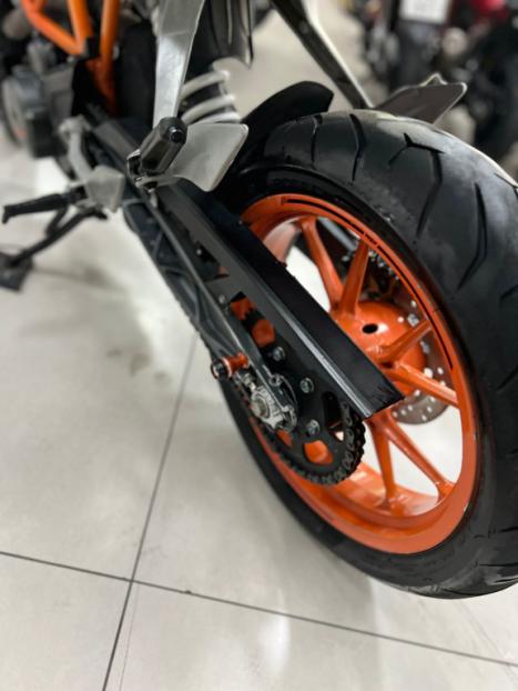 KTM 390 Duke , Foto 9