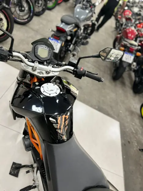 KTM 390 Duke , Foto 15