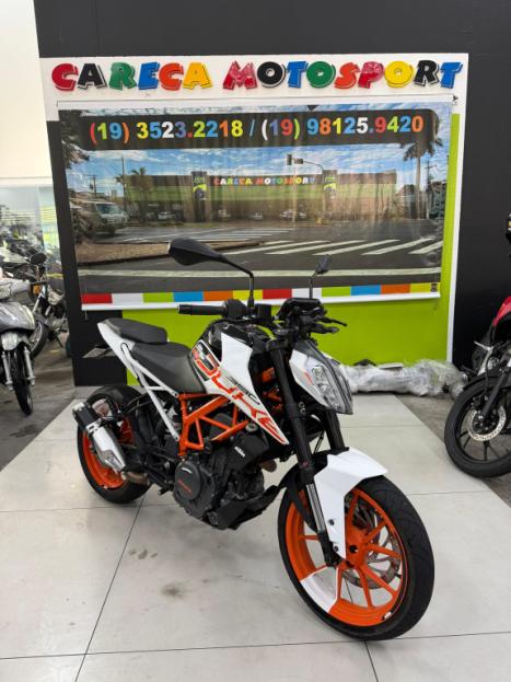KTM 390 Duke , Foto 1
