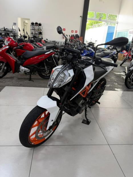KTM 390 Duke , Foto 4