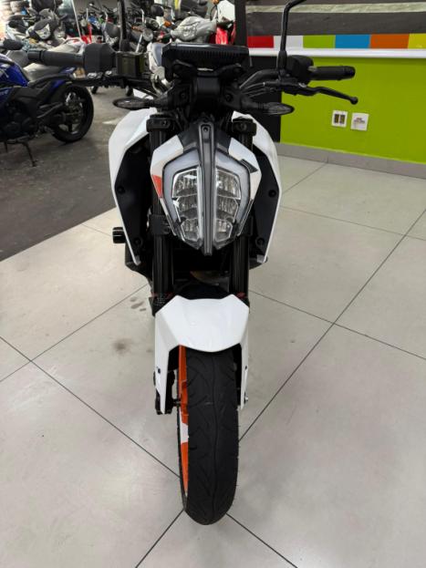 KTM 390 Duke , Foto 6