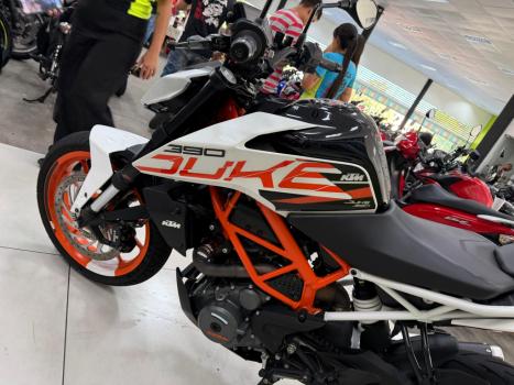 KTM 390 Duke , Foto 9