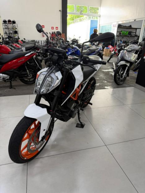 KTM 390 Duke , Foto 12