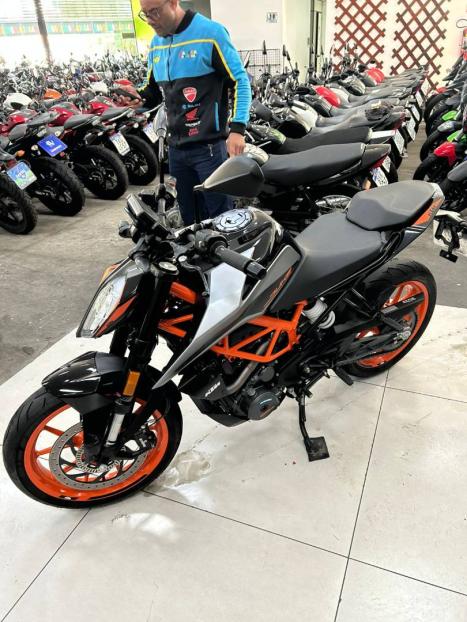 KTM 390 Duke , Foto 2
