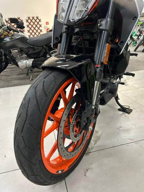 KTM 390 Duke , Foto 6