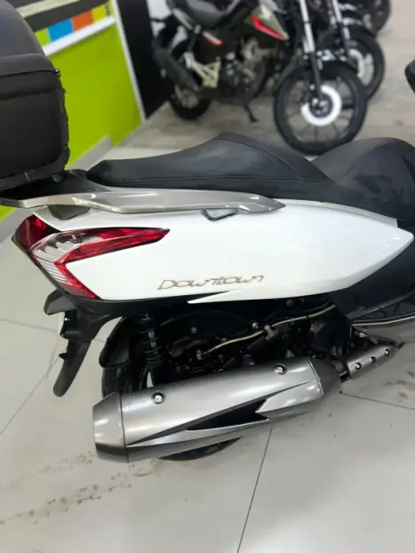 KYMCO Downtown 300i ABS, Foto 9