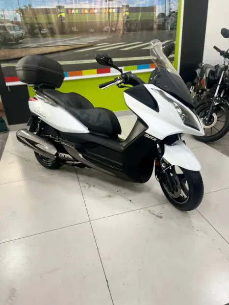 KYMCO Downtown 300i ABS, Foto 10