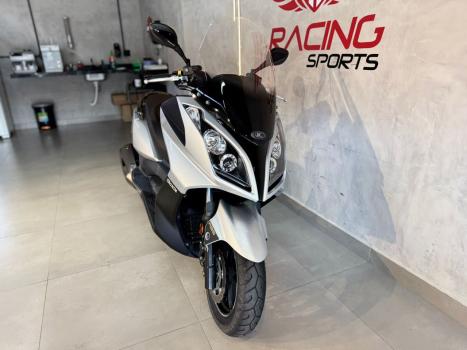 KYMCO Downtown 300i ABS, Foto 7