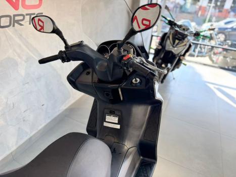 KYMCO Downtown 300i ABS, Foto 10