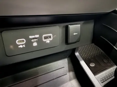 LAND ROVER Defender 110 2.0 16V 4P P300 SE AWD AUTOMÁTICO, Foto 12 LAND ROVER Defender 110 2.0 16V 4P P300 SE AWD AUTOMÁTICO, Foto 12