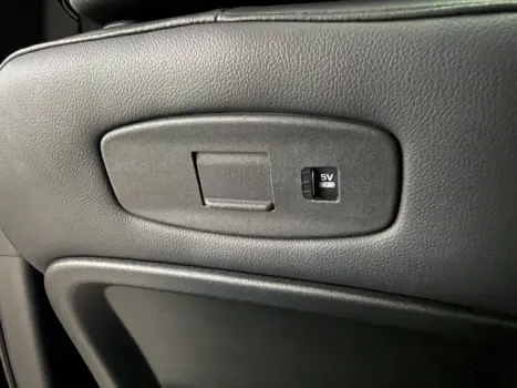 LAND ROVER Defender 110 2.0 16V 4P P300 SE AWD AUTOMÁTICO, Foto 17 LAND ROVER Defender 110 2.0 16V 4P P300 SE AWD AUTOMÁTICO, Foto 17