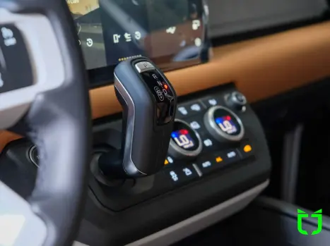 LAND ROVER Defender 110 3.0 24V 4P D300 TURBO DIESEL MHEV HSE 110 AWD AUTOMTICO, Foto 23