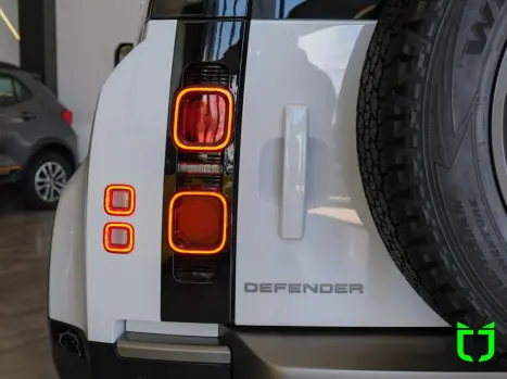 LAND ROVER Defender 110 3.0 24V 4P D300 TURBO DIESEL MHEV HSE 110 AWD AUTOMTICO, Foto 38