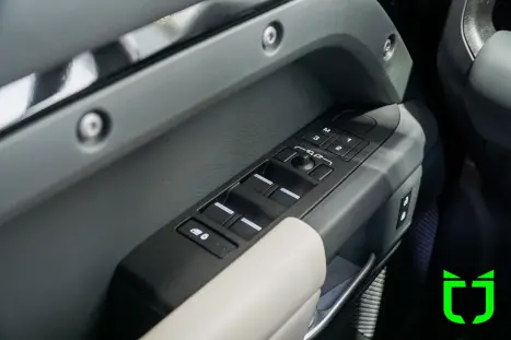 LAND ROVER Defender 110 3.0 24V 4P D300 TURBO DIESEL MHEV X-DYNAMIC S AWD AUTOM�TICO, Foto 20