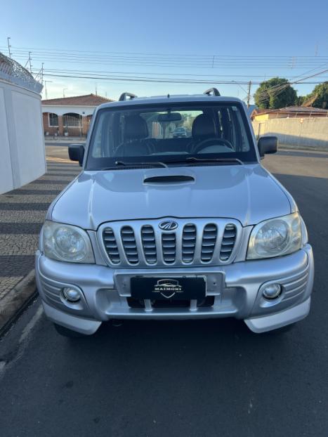 MAHINDRA Scorpio Suv 2.6 4P GLX 4X4 CRDE TURBO DIESEL, Foto 3 MAHINDRA Scorpio Suv 2.6 4P GLX 4X4 CRDE TURBO DIESEL, Foto 3