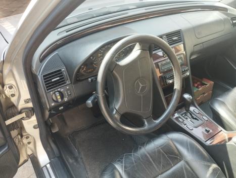 MERCEDES-BENZ C 280 2.8 6 CILINDROS 4P ELEGANCE AUTOMTICO, Foto 4