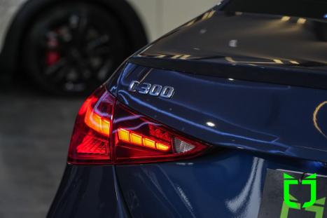 MERCEDES-BENZ C 300 2.0 16V 4P EQ BOOST TURBO H�BRIDO AMG LINE 9G-TRONIC AUTOM�TICO, Foto 28