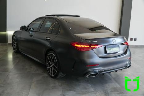 MERCEDES-BENZ C 300 2.0 16V 4P EQ BOOST TURBO H�BRIDO AMG LINE 9G-TRONIC AUTOM�TICO, Foto 5