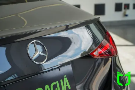 MERCEDES-BENZ C 300 2.0 16V 4P EQ BOOST TURBO H�BRIDO AMG LINE 9G-TRONIC AUTOM�TICO, Foto 11