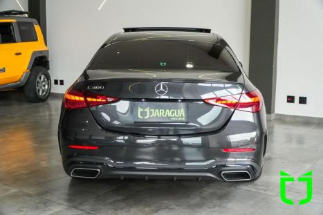 MERCEDES-BENZ C 300 2.0 16V 4P EQ BOOST TURBO H�BRIDO AMG LINE 9G-TRONIC AUTOM�TICO, Foto 5
