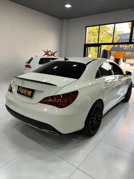 MERCEDES-BENZ CLA 200 1.6 16V 4P CGI 7-G TRONIC DCT AUTOMTICO, Foto 6